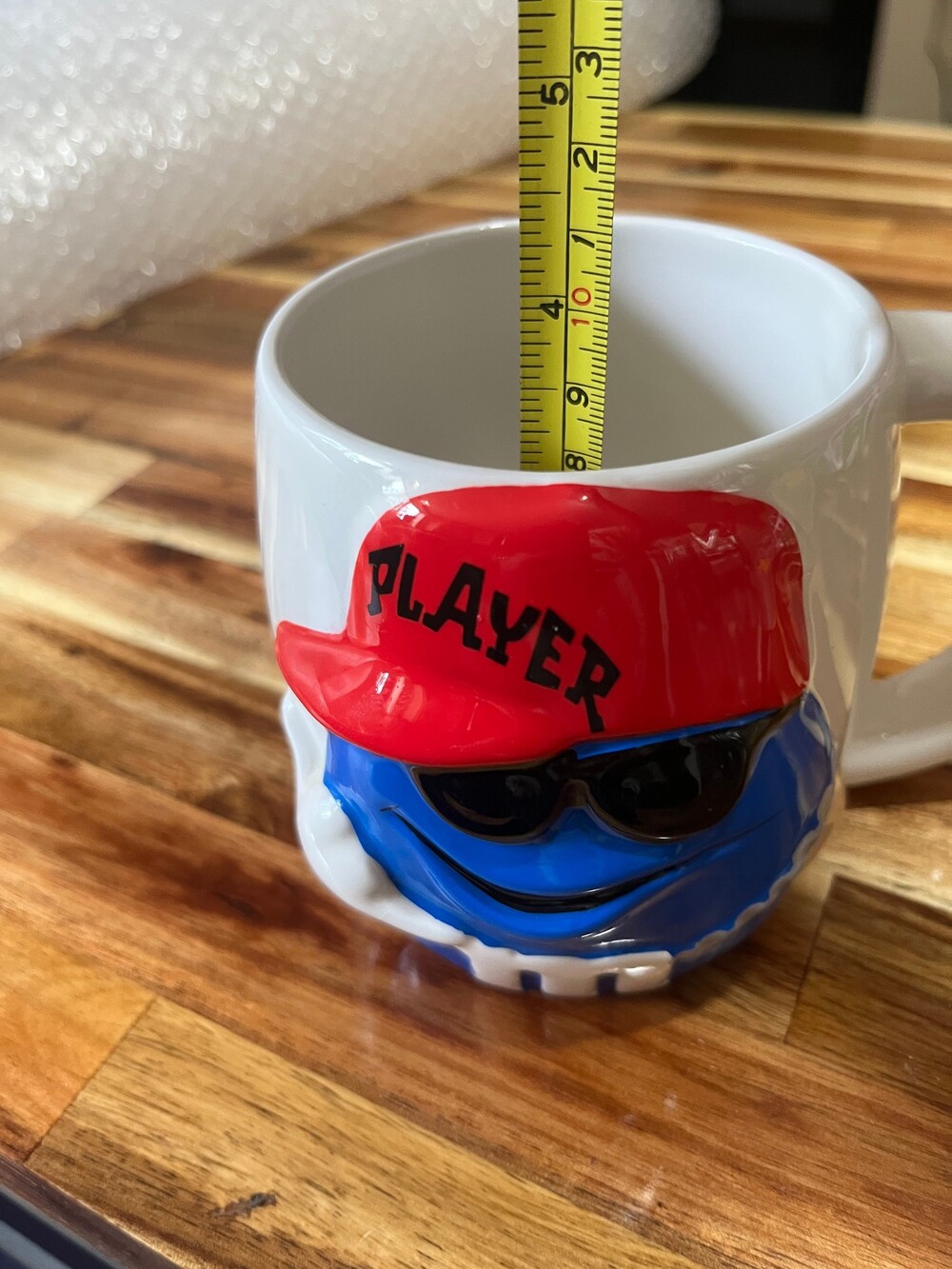 3D Face Ceramic Coffee Mug Blue Smiley Player Hat Design